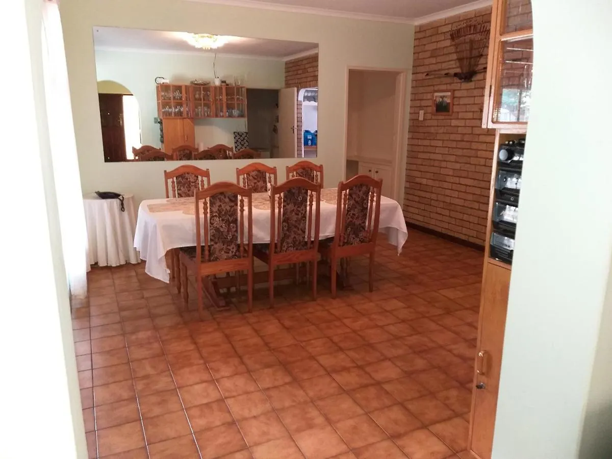 Dj'S B&B In Table View Cape Town