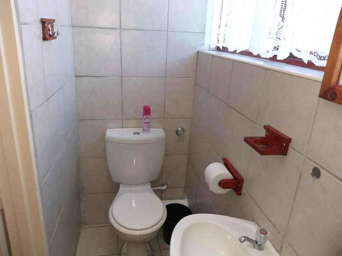 Dj'S B&B In Table View Cape Town