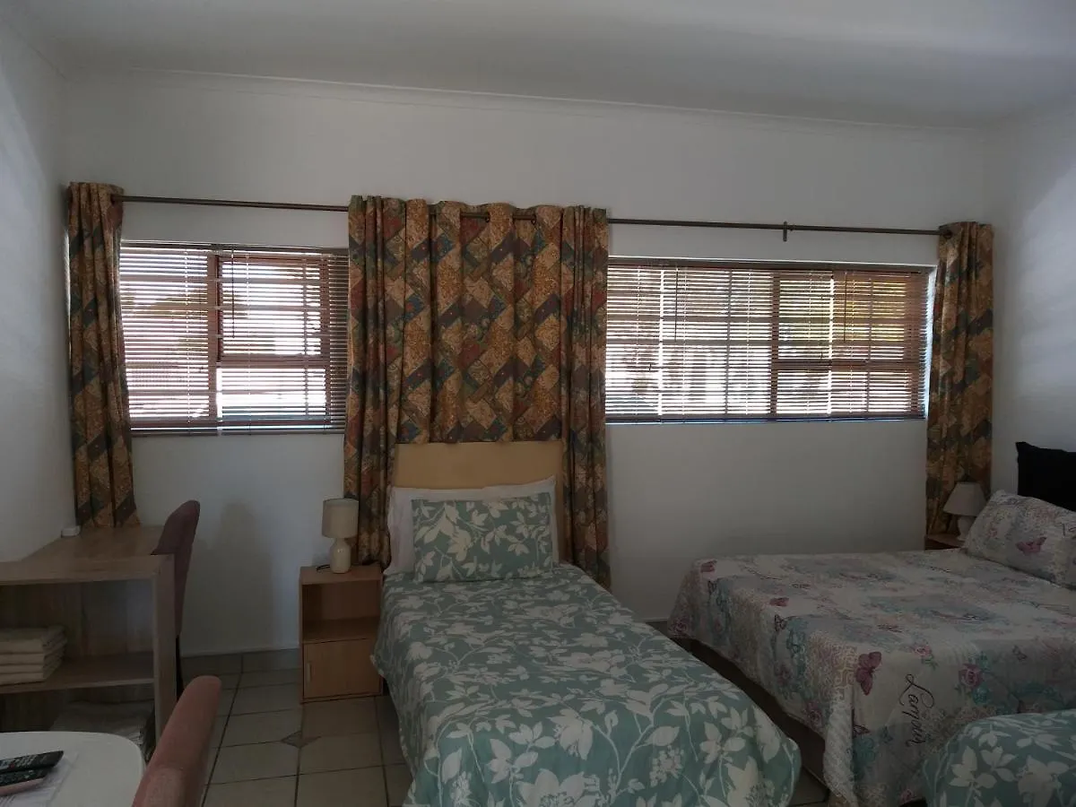 *** Bed & Breakfast Dj'S B&B In Table View Cape Town South Africa
